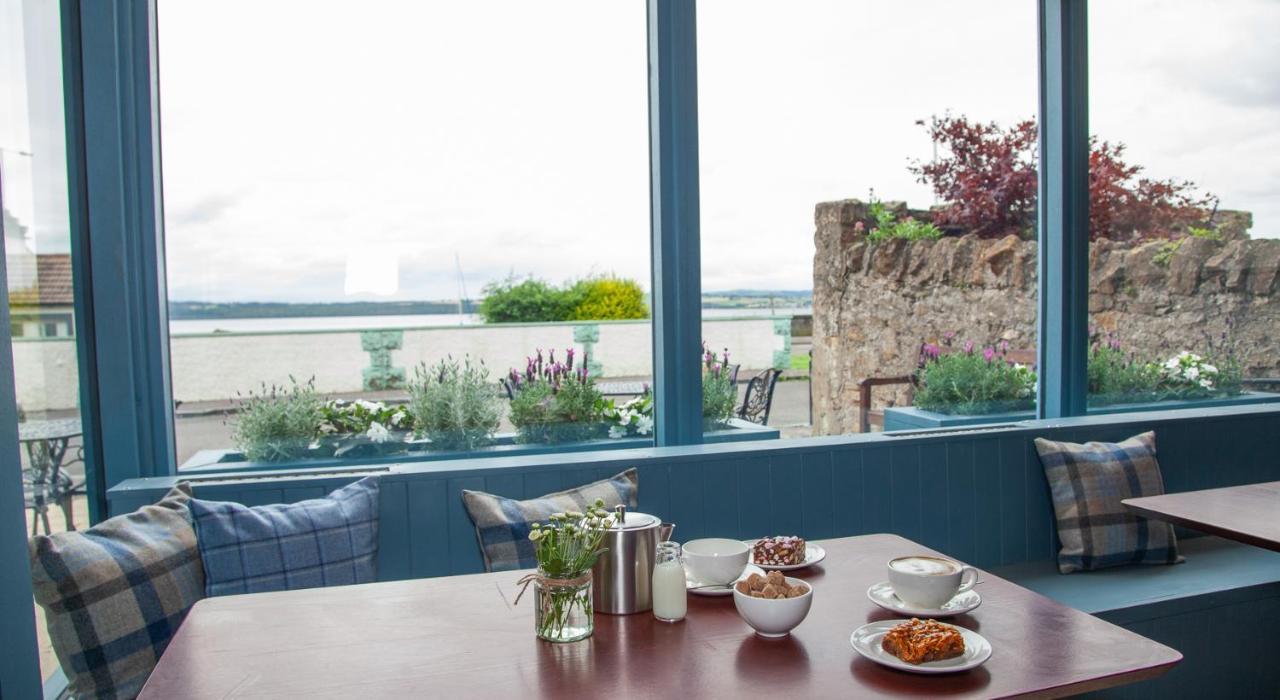 Coorie Hotel Dunfermline Bagian luar foto
